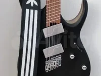 Гитарный ремень из натуральной кожи с кожаными полосками и логотипом