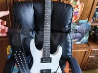 Гитарный ремень из натуральной кожи с шипами