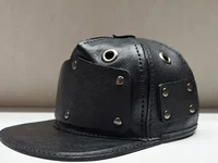 Кепка из натуральной кожи ручной работы
