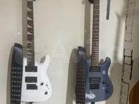 Гитарный ремень из толстой кожи 4 мм с хольнитенами