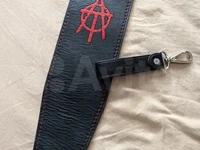 Гитарный ремень с индивидуальным логотипом, окрашенным краской