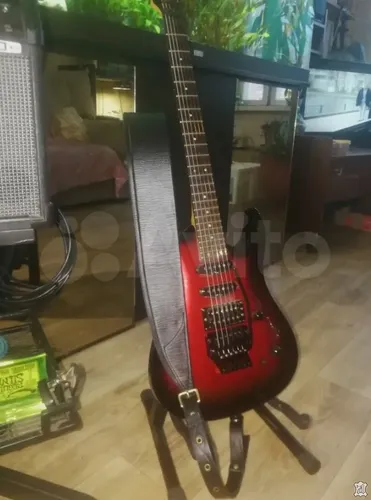 Гитарный ремень из черной двойной кожи со вставкой внутри  с пряжкой