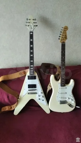 Гитарный ремень из кожи, толщиной 2.5 мм с карманом для медиатора