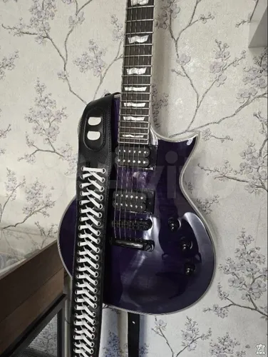 Гитарный ремень с кожаной шнуровкой (имитация корсета)