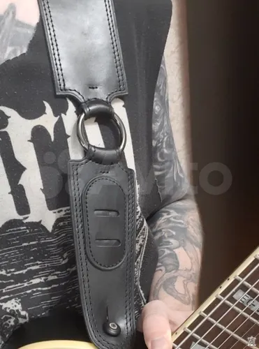 Гитарный ремень с кольцом из натуральной кожи