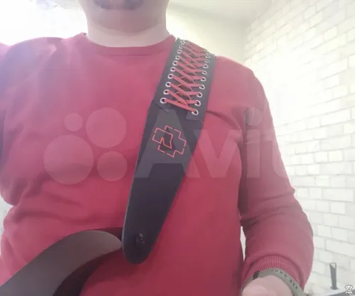 Гитарный ремень с шнуровкой и индивидуальным логотипом