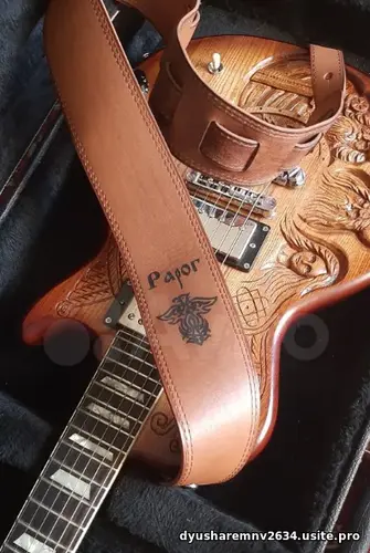 Рыжая кожа, двойная строчка, индивидуальная гравировка