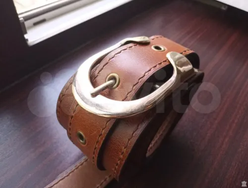 Гитарный ремень из натуральной кожи с ручным швом вощеной нитью