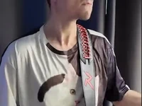 Paul Landers из Rammstein молча завидует ремню Риффадея